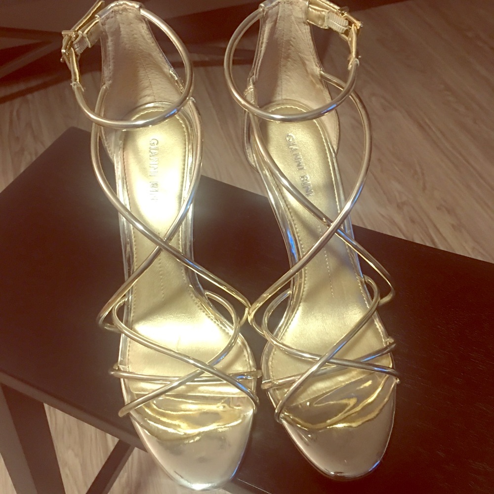 GIANNI BINI sandal gold size 8.5
